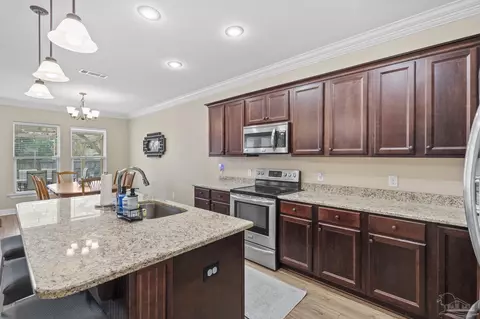 Kitchen - 4860 Spears St, Pace, FL 32571 photo 4 of 5