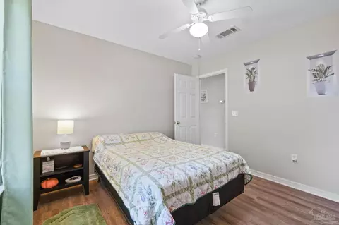 5691 Eagle Dr, Milton, FL 32570 photo 17