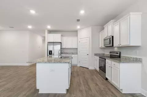 3809 Hawks Landing Cir, Pace, FL 32571 photo 7