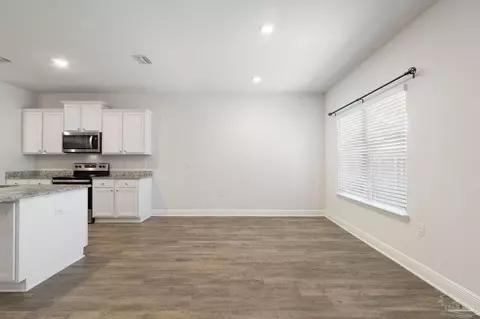 3809 Hawks Landing Cir, Pace, FL 32571 photo 10
