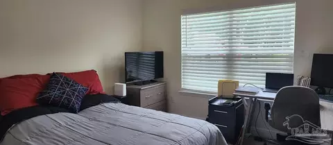 Bedroom - 7652 Piper Cir, Milton, FL 32583 photo 2 of 3