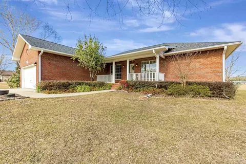 602 Pinebrook Cir, Cantonment, FL 32533