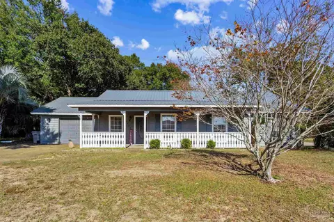 6602 Hertz St, Pensacola, FL 32526