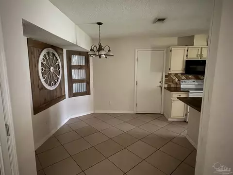5407 Hollow Oak Ln, Pace, FL 32571 photo 2