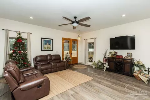 3325 Steele Meadow Dr, Pace, FL 32571 photo 19