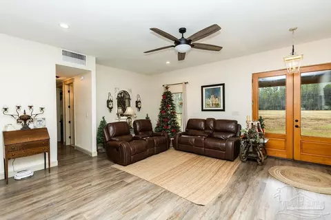 3325 Steele Meadow Dr, Pace, FL 32571 photo 23