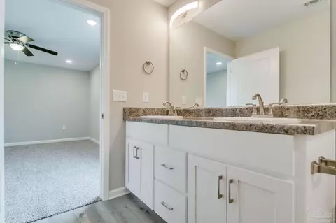 5589 Riviera Dr, Milton, FL 32583 photo 22