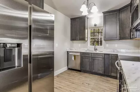Kitchen - 5337 Hutto Ln, Jay, FL 32565 photo 2 of 3