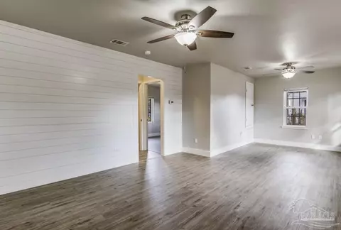 Living - 5337 Hutto Ln, Jay, FL 32565 photo 1 of 2