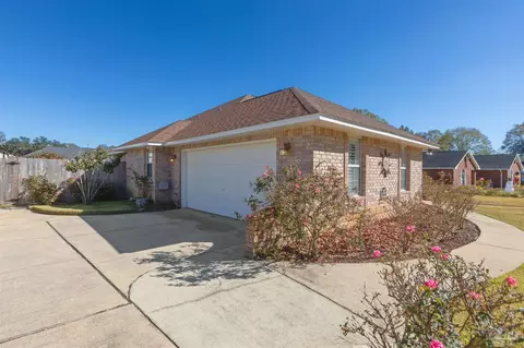 Exterior - 1012 Brandermill Dr, Cantonment, FL 32533 photo 4 of 5
