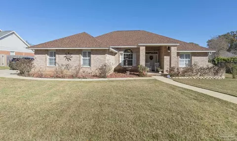 Exterior - 1012 Brandermill Dr, Cantonment, FL 32533 photo 3 of 5