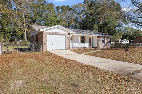 6565 Kennington Cir, Milton, FL 32570 photo 2