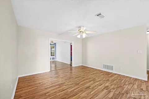 6565 Kennington Cir, Milton, FL 32570 photo 9