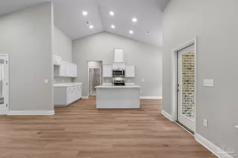 Entry Way - 4420 Russell Elliott Rd, Jay, FL 32565 photo 3 of 14