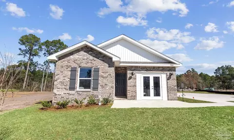 9835 Starling Dr, Pensacola, FL 32506