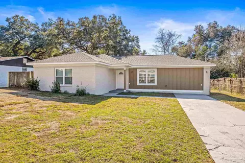 5841 Scotland Rd, Pensacola, FL 32526
