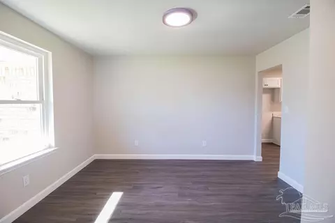 Living - 3366 Gladewood Ln, Pace, FL 32571 photo 4 of 4