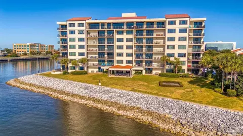 405 Port Royal Way #405, Pensacola, FL 32502