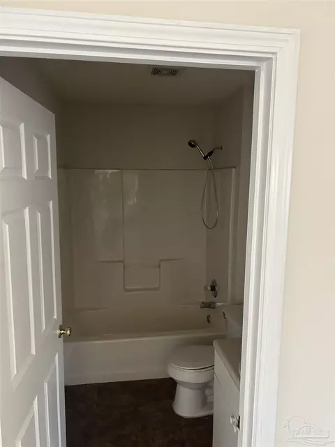 Bath - 5305 Cherub Cir, Milton, FL 32583 photo 1 of 1