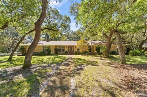 593 Bay Cliffs Rd, Gulf Breeze, FL 32561