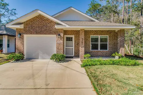 3167 De La Rue Dr, Milton, FL 32583