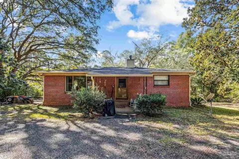 7665 Lund Rd, Milton, FL 32570 photo 2