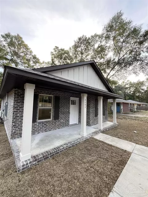 6285 Long St, Milton, FL 32570 photo 3