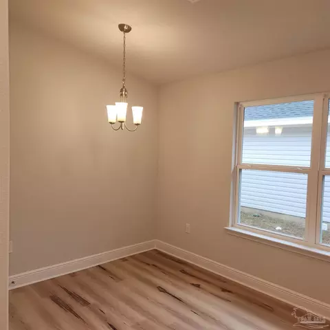 Dining - 1770 Leigh Loop #4D, Cantonment, FL 32533 photo 2 of 2