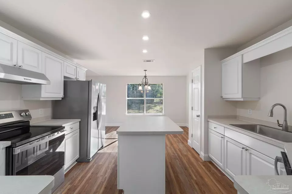  5653 Chanterelle Cir, Milton, FL 32583 photo 8