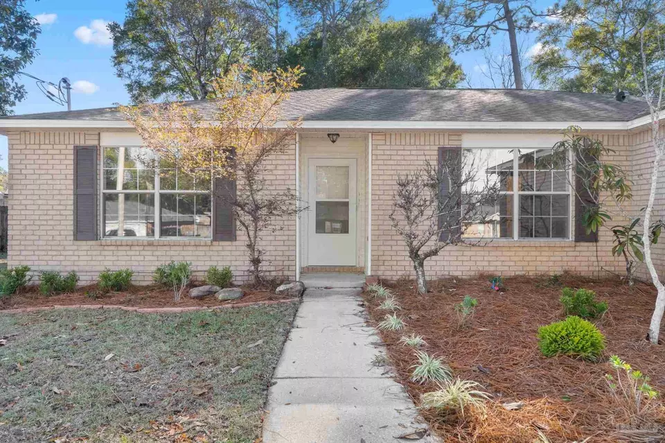  5653 Chanterelle Cir, Milton, FL 32583 photo 2