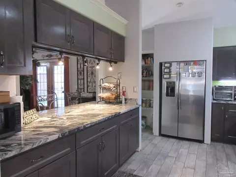 Kitchen - 2958 Whitley Ln, Pace, FL 32571 photo 6 of 15