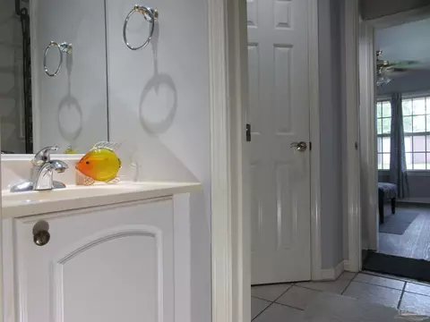 Bath - 2958 Whitley Ln, Pace, FL 32571 photo 7 of 8