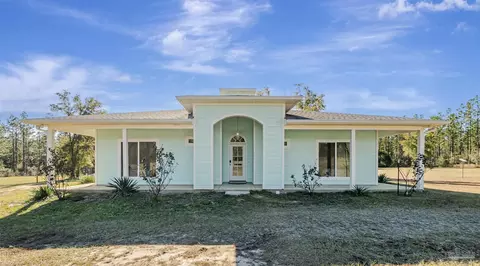 8301 Whiting Field Cir, Milton, FL 32570