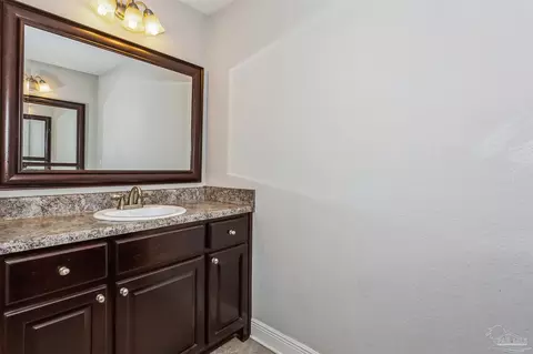 Bath - 5003 Covenant Cir, Pace, FL 32571 photo 3 of 5