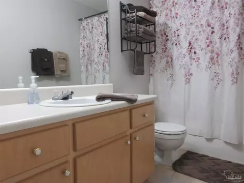 Bath - 3314 Meghans Way, Pace, FL 32571 photo 6 of 7