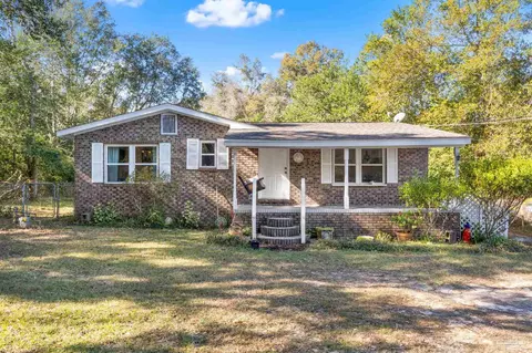 4345 Ponderosa Rd, Milton, FL 32583