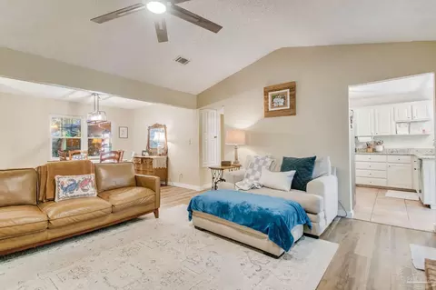 6565 Tidal Bay Dr, Milton, FL 32570 photo 5