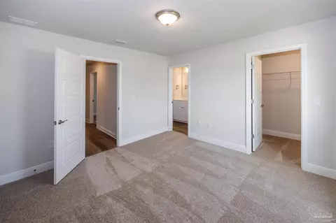 Bedroom - 6208 Pineapple Dr, Milton, FL 32570 photo 7 of 7