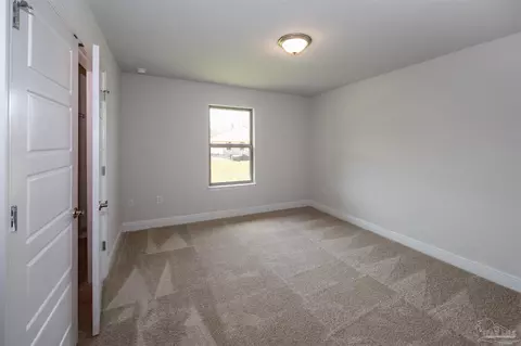 Bedroom - 6208 Pineapple Dr, Milton, FL 32570 photo 3 of 7
