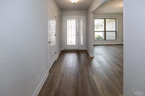 Entry Way - 6208 Pineapple Dr, Milton, FL 32570 photo 1 of 2