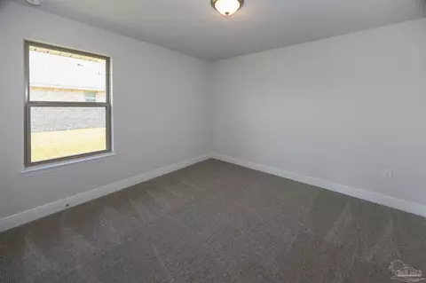 Bedroom - 6190 Pineapple Dr, Milton, FL 32570 photo 2 of 5