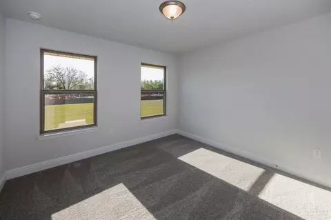 Bedroom - 6190 Pineapple Dr, Milton, FL 32570 photo 3 of 5