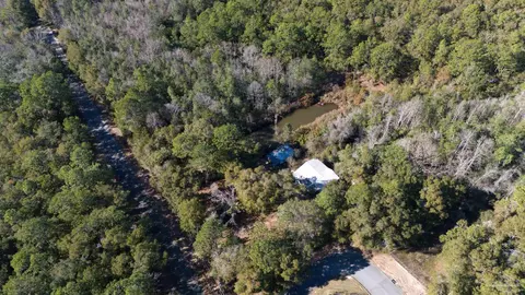 View/Area - 112 Duggan Ave, Crestview, FL 32536 photo 4 of 5