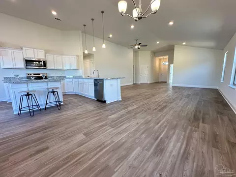 5439 Cherub Cir, Milton, FL 32583 photo 2