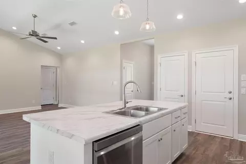 6477 Bay Oaks Dr, Milton, FL 32583 photo 12