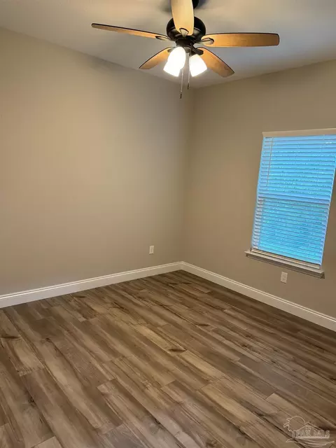 Bedroom - 6772 Contentment St, Milton, FL 32583 photo 2 of 3