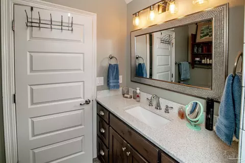 1593 Christmas Tree Rd, Milton, FL 32570 photo 15