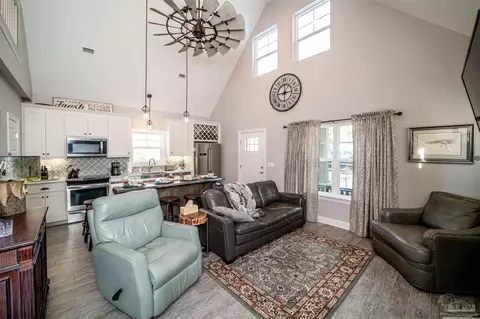 1593 Christmas Tree Rd, Milton, FL 32570 photo 4