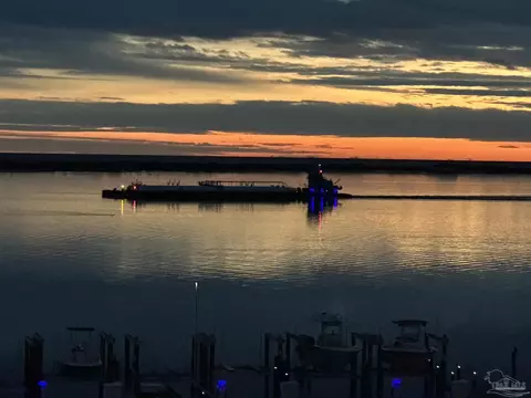 10335 Gulf Beach Hwy # 403, Pensacola, FL 32507