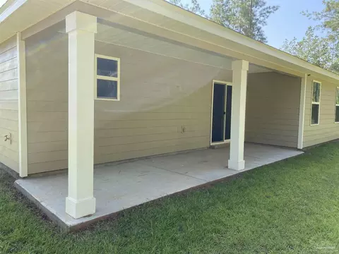 Exterior - 9319 Three Hollow Rd, Jay, FL 32565 photo 3 of 5